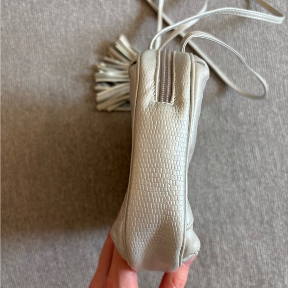 Sharif Cream Crossbody Bag - Picture 3 of 6